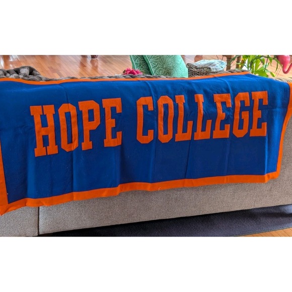 Hope College RARE 1950s Chipenco Banner Flag Chicago Pennant Company 31"x 67" - Picture 2 of 16